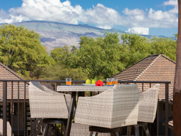 Hawaiian Villa - Luxurious 4-Bedroom Retreat in Kohala Coast